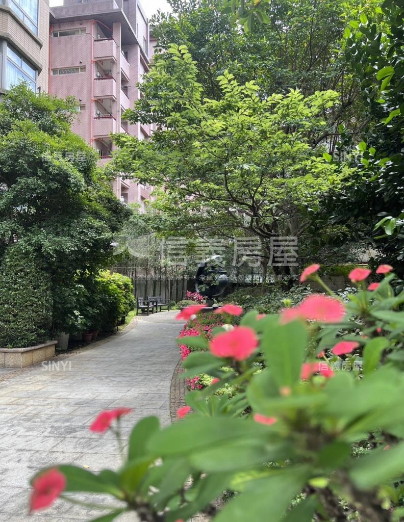 天母真園B座社區外觀及周邊環境