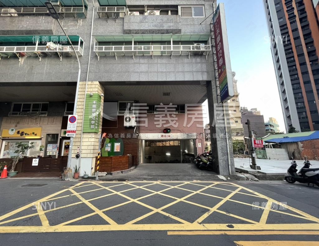 玉璽江山社區外觀及周邊環境