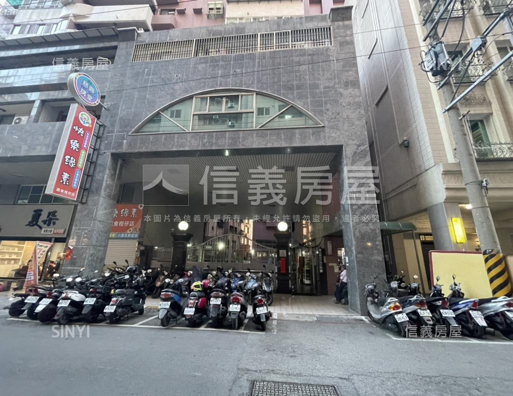玉璽江山社區外觀及周邊環境