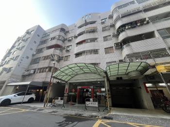 擁抱家園