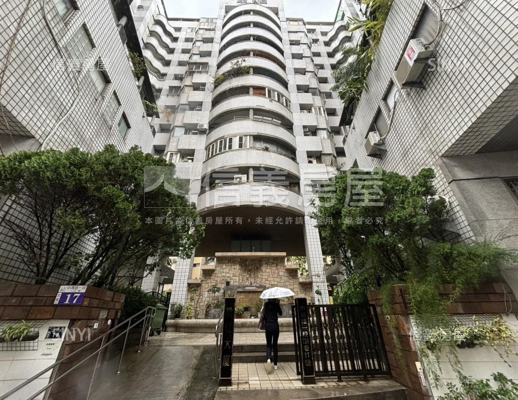 殿廈社區外觀及周邊環境