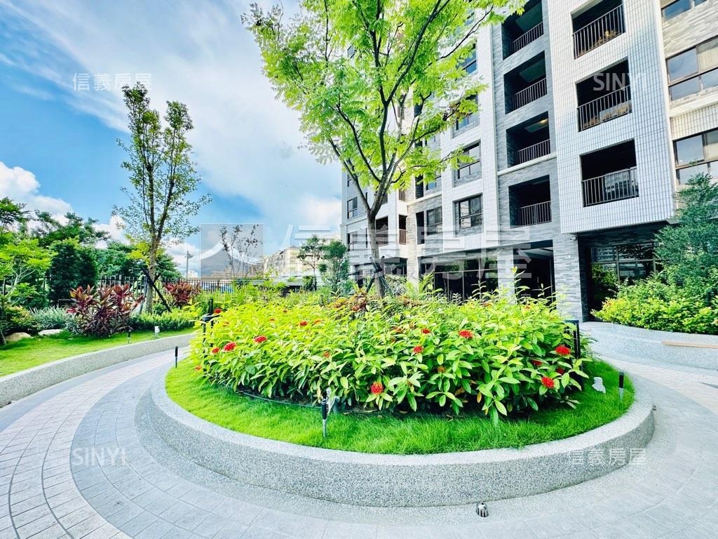 昕願景社區外觀及周邊環境