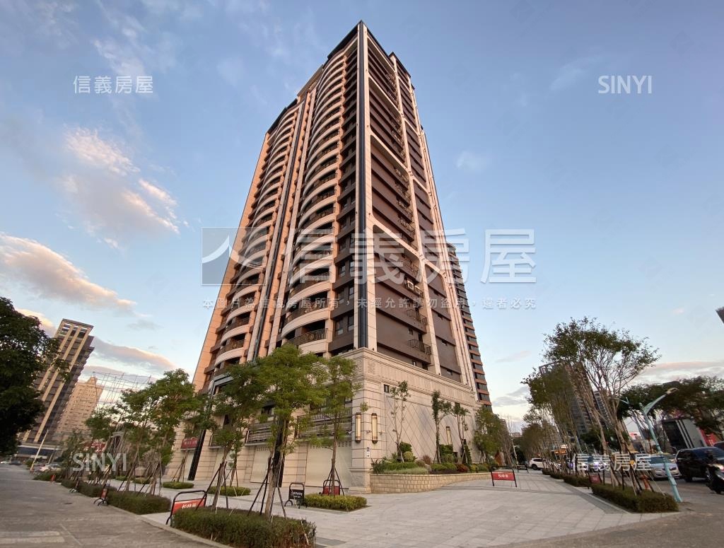 悅峰華社區外觀及周邊環境