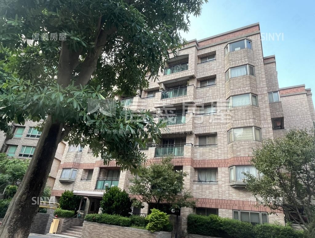 國泰霞關D 區社區外觀及周邊環境