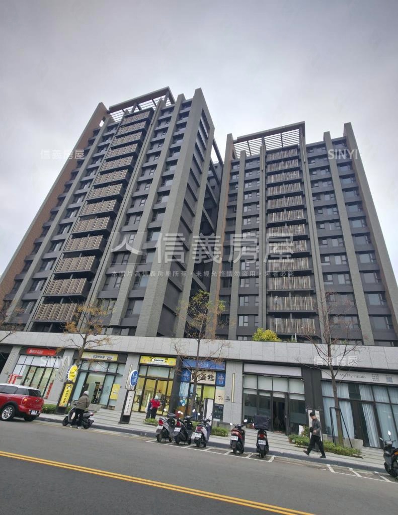 鴻儒社區外觀及周邊環境