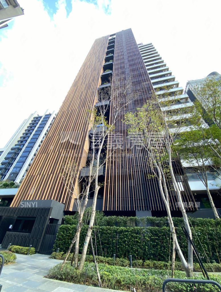 力麒天沐社區外觀及周邊環境