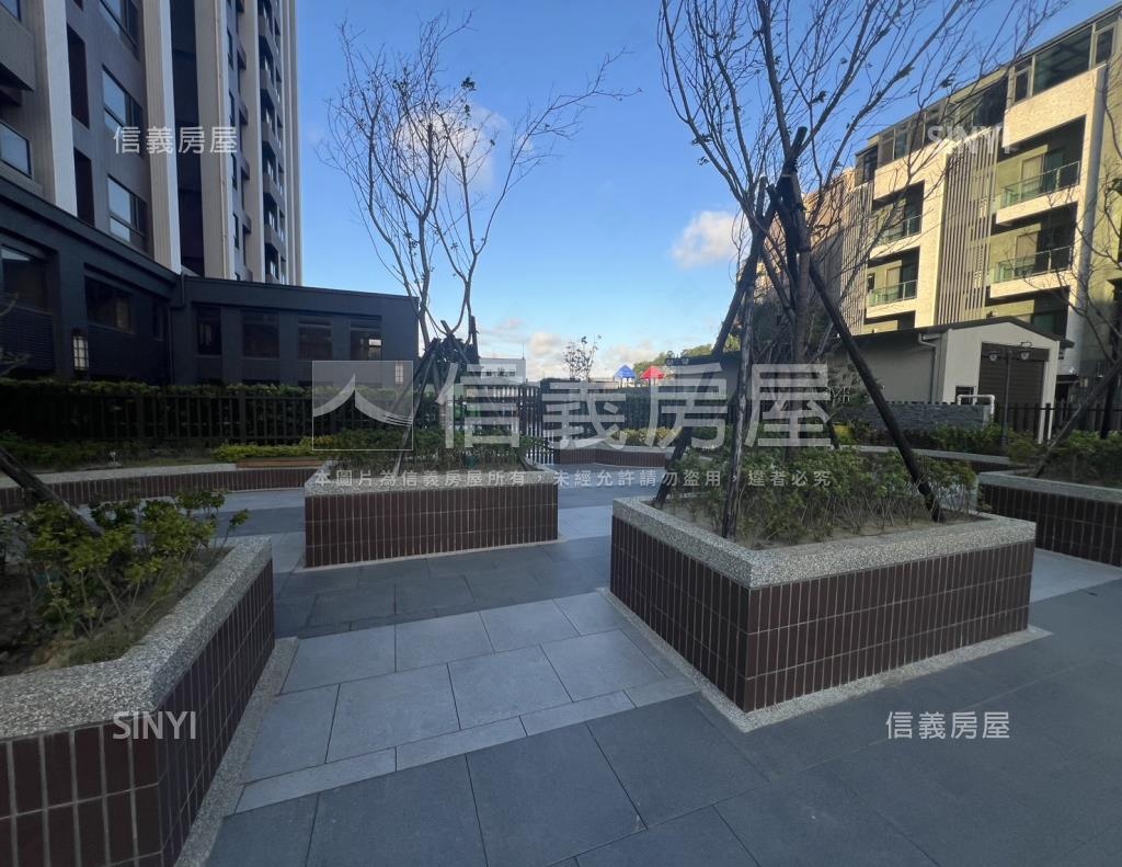 慶賀天璞社區外觀及周邊環境