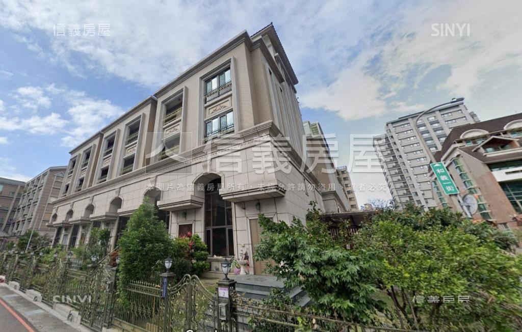 爵士尊邸社區外觀及周邊環境