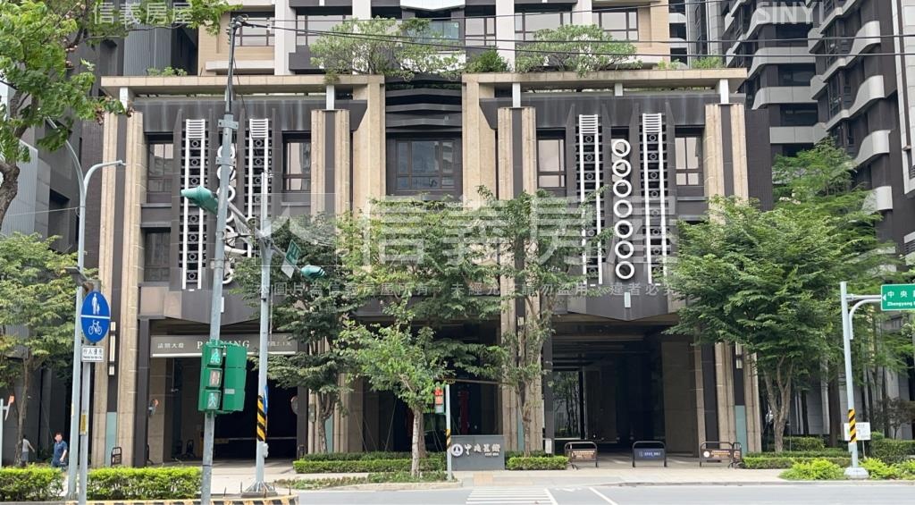 中央星鑽STAR ONE社區外觀及周邊環境