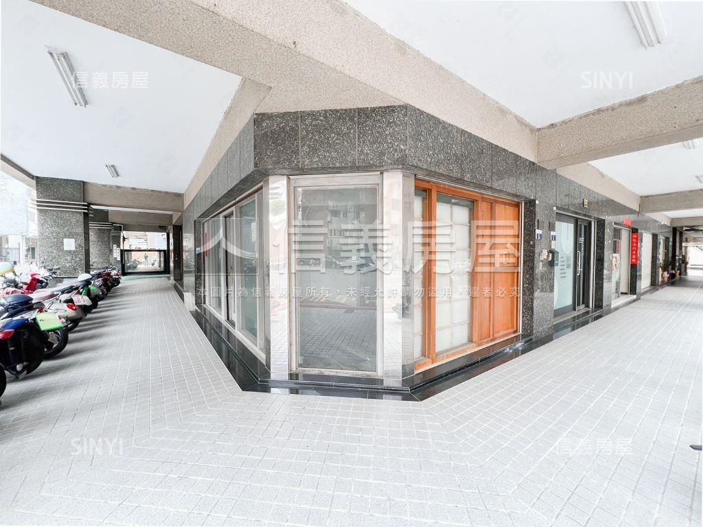 文學院社區外觀及周邊環境