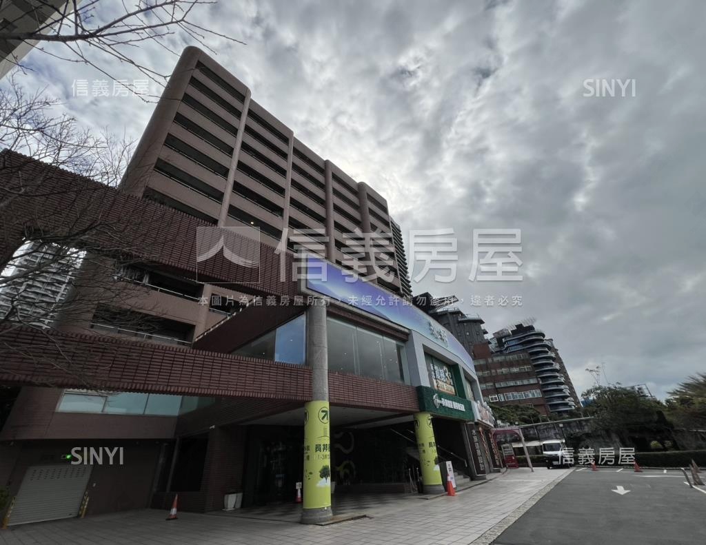 沁玥社區外觀及周邊環境