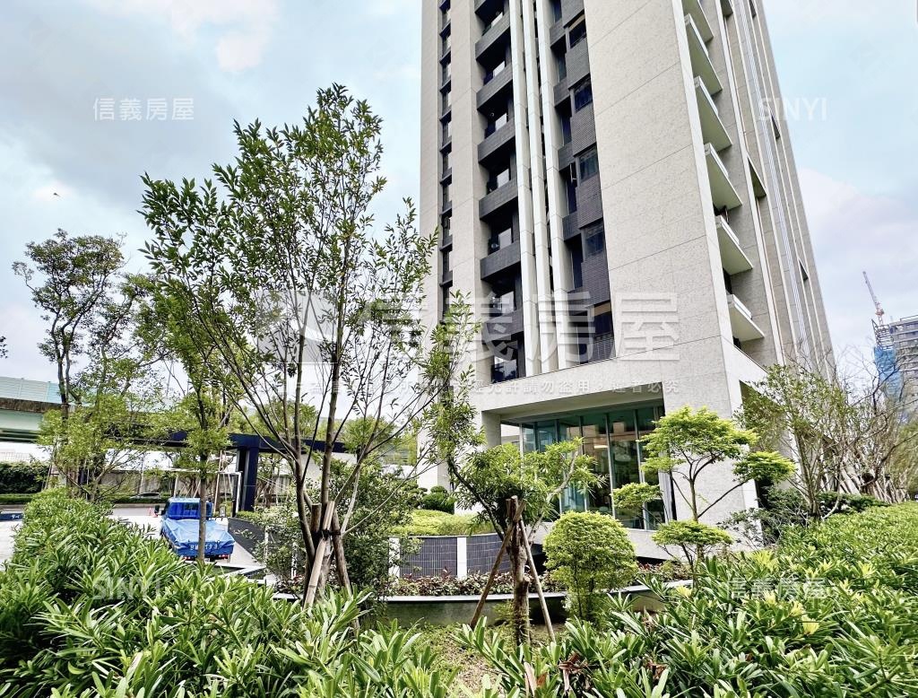 榮群擎川社區外觀及周邊環境