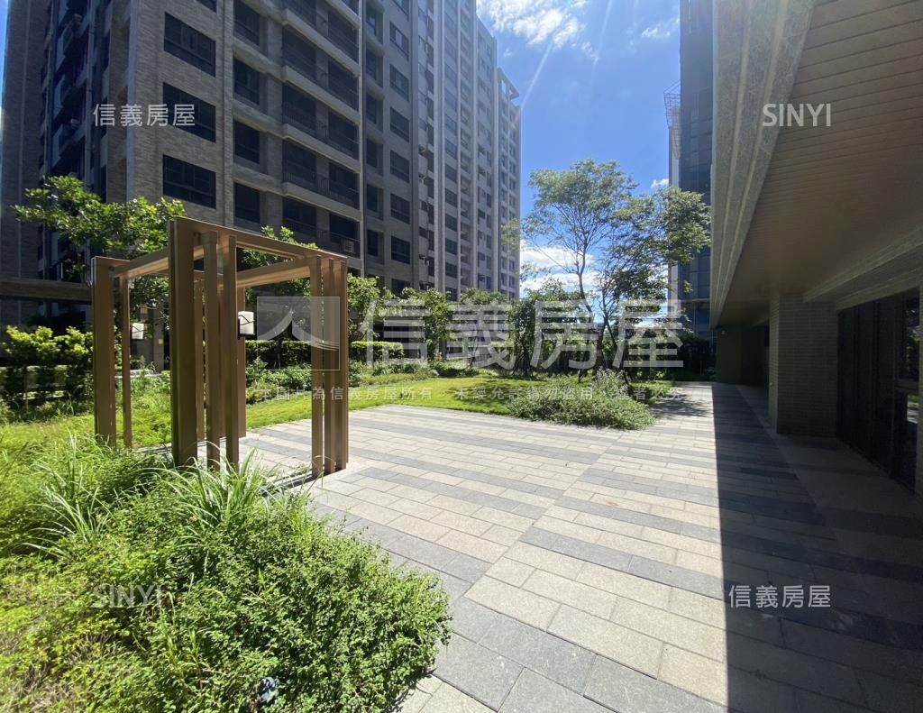 新潤心苑社區外觀及周邊環境