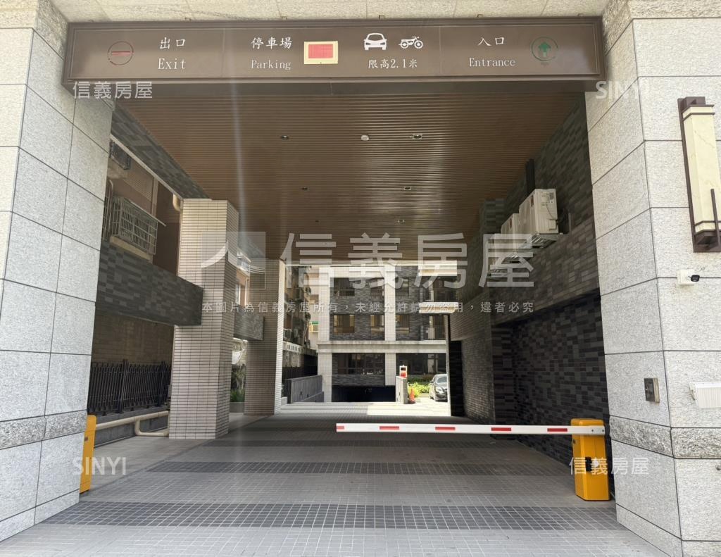 和耀站前馥樂社區外觀及周邊環境