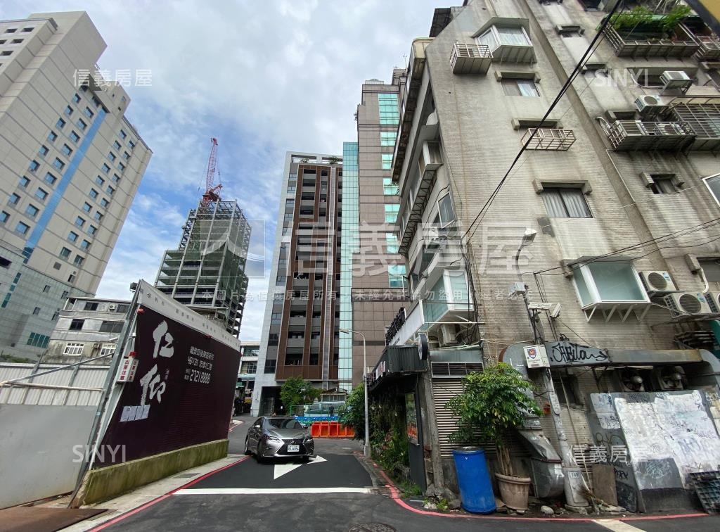 一品居社區外觀及周邊環境