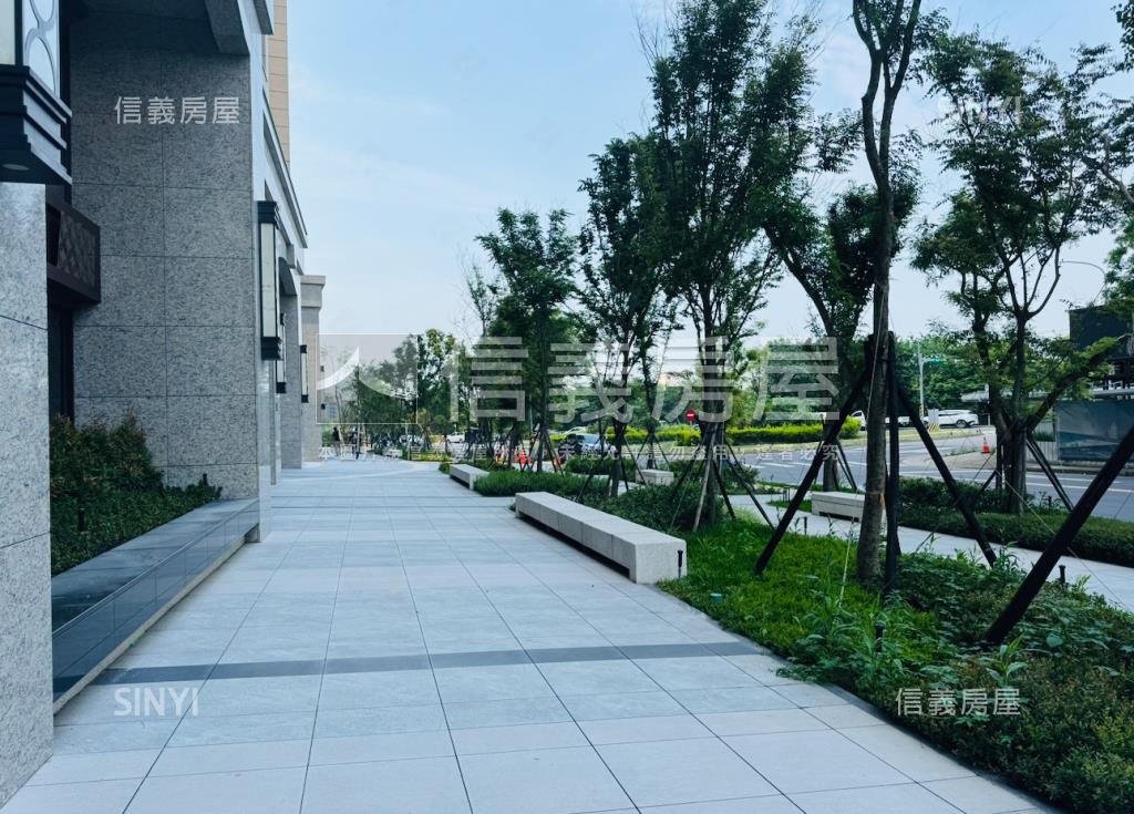 皇普園首之道社區外觀及周邊環境