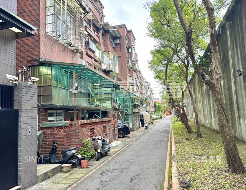 水雲居社區外觀及周邊環境