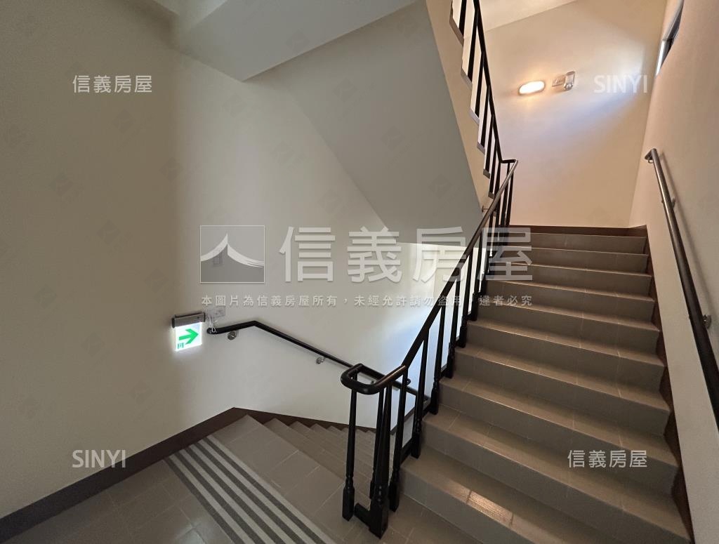 芳崗高鐵棧社區外觀及周邊環境