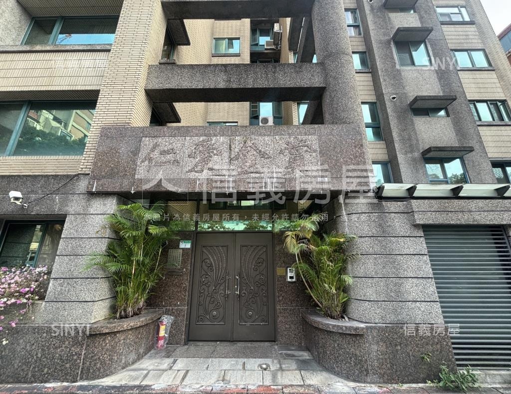 仁愛金賞社區外觀及周邊環境