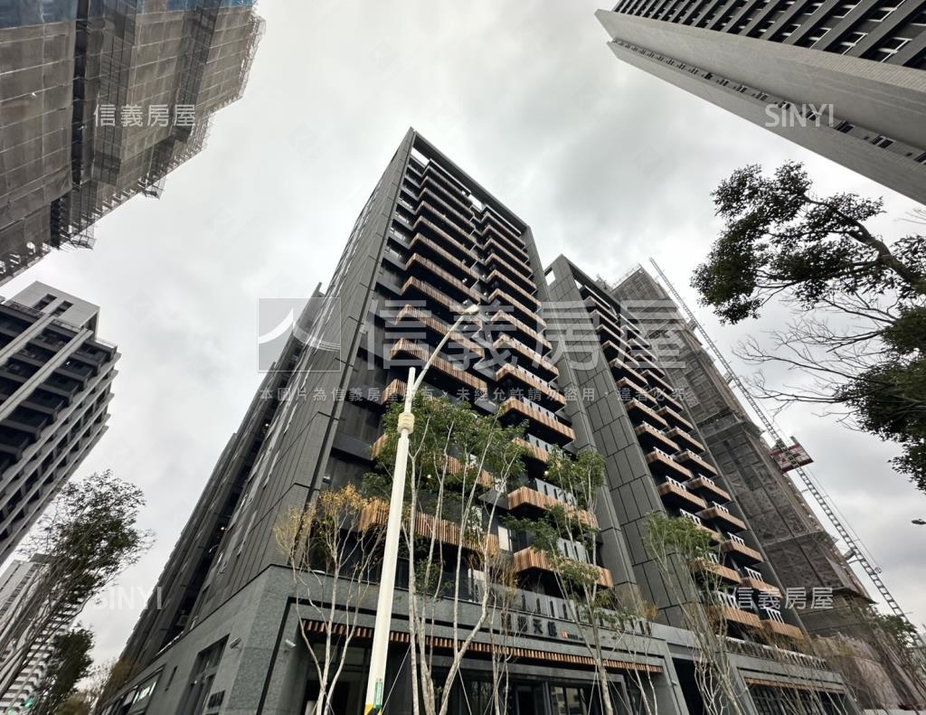 昭揚天鋭社區外觀及周邊環境