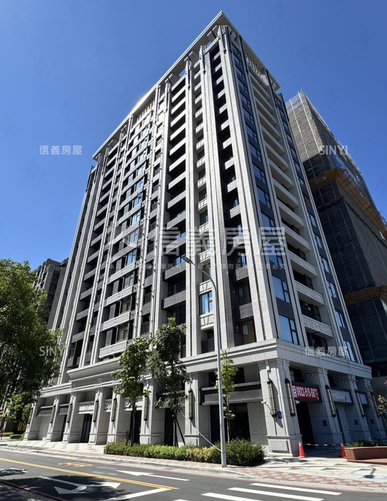 朗朗城心社區外觀及周邊環境