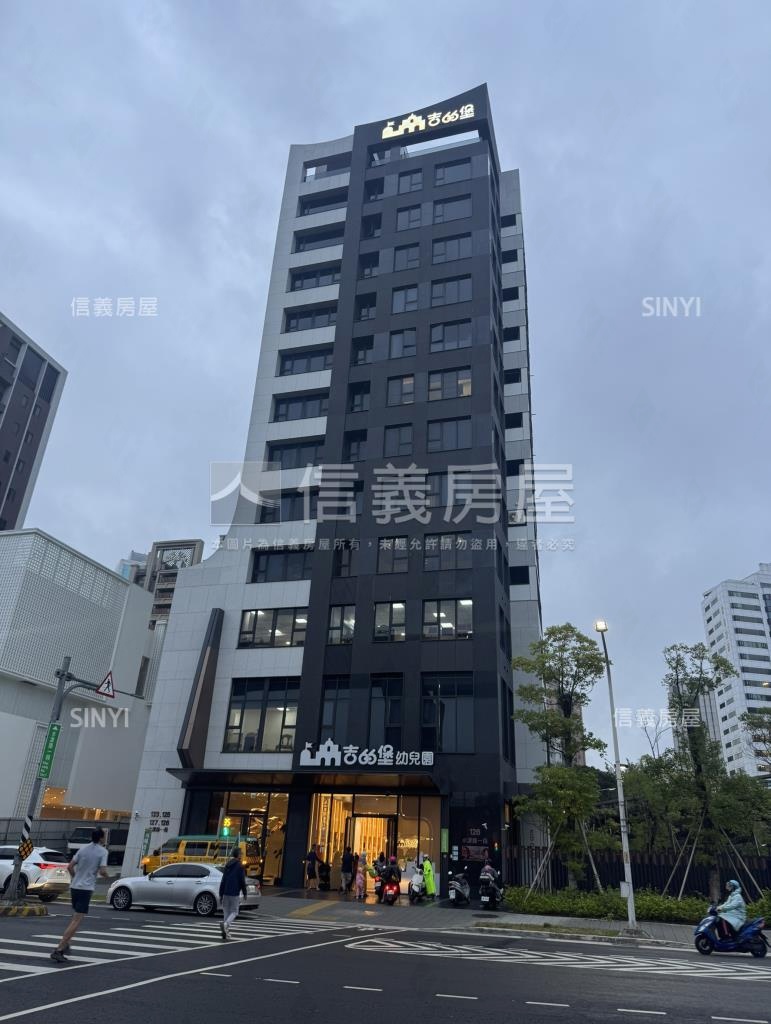 川晴青青社區外觀及周邊環境