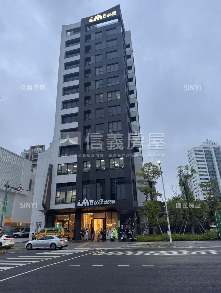 川晴青青社區外觀及周邊環境