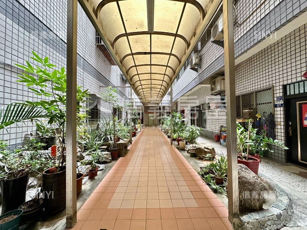 玉典居社區外觀及周邊環境