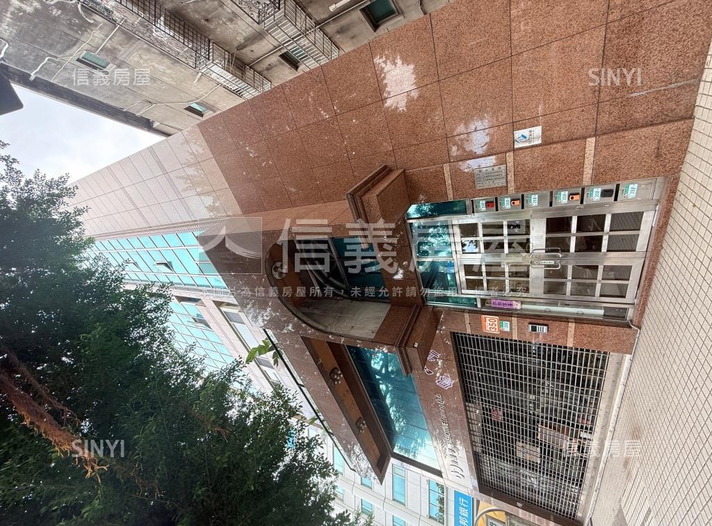 魏氏華廈社區外觀及周邊環境