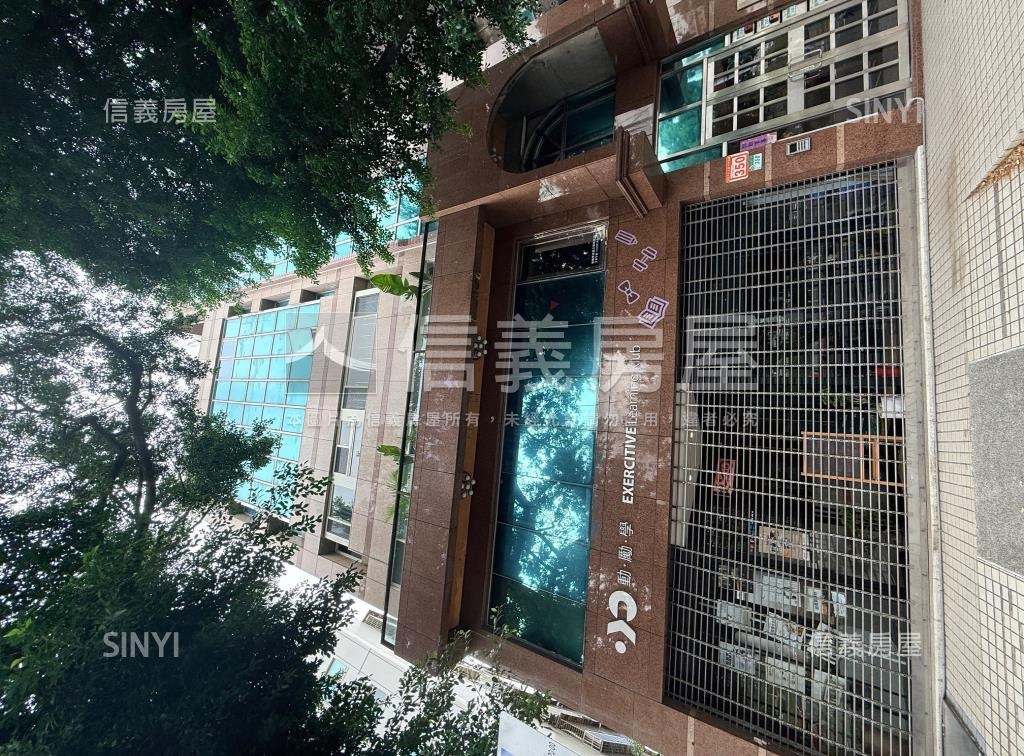 魏氏華廈社區外觀及周邊環境