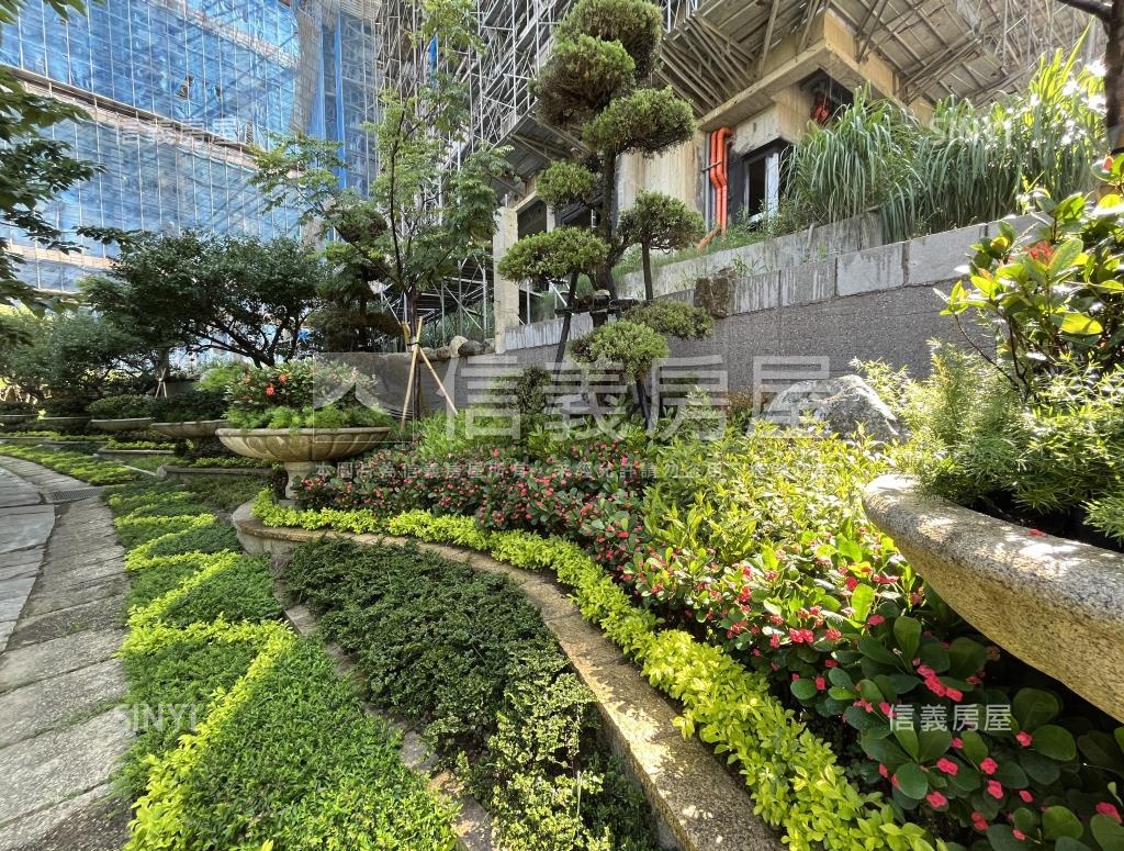 台北灣七期-銀河社區外觀及周邊環境