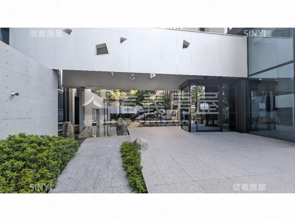 鉅虹映一彎綠社區外觀及周邊環境