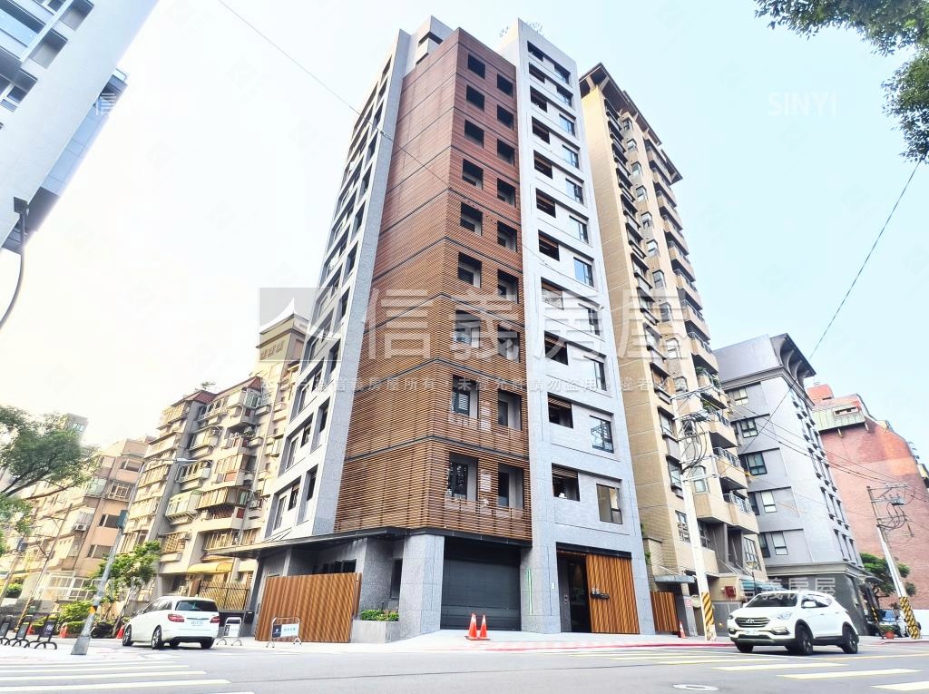 春聚社區外觀及周邊環境