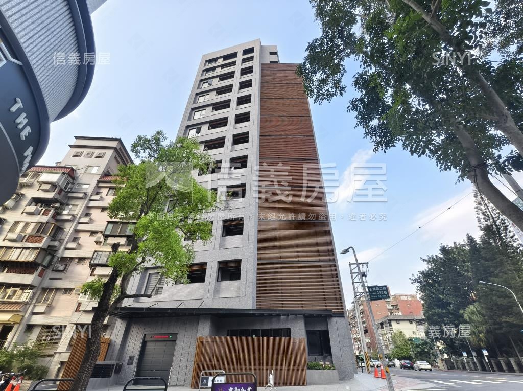 春聚社區外觀及周邊環境