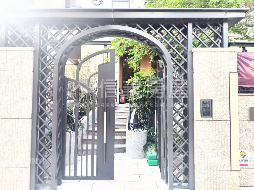 昇陽麗鉑社區外觀及周邊環境