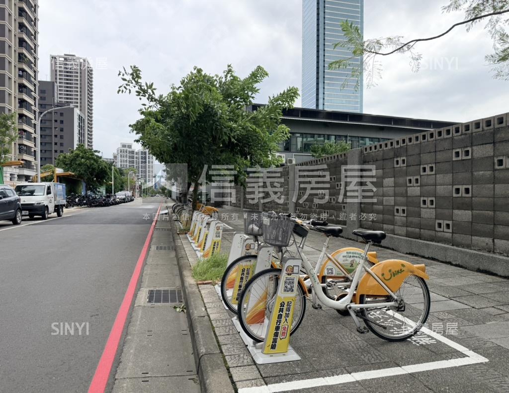 福容大都會社區外觀及周邊環境