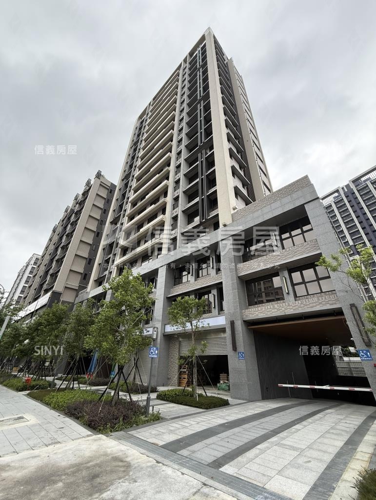 左岸瀾庭社區外觀及周邊環境