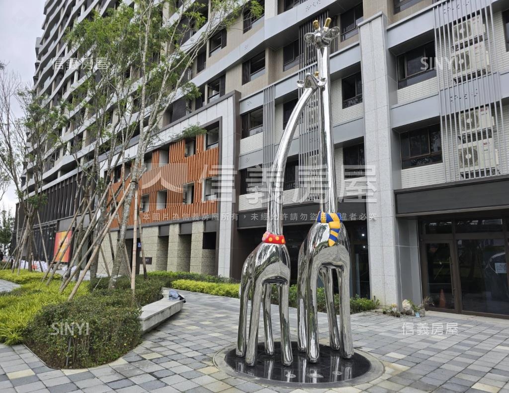 亞昕喜徠登社區外觀及周邊環境