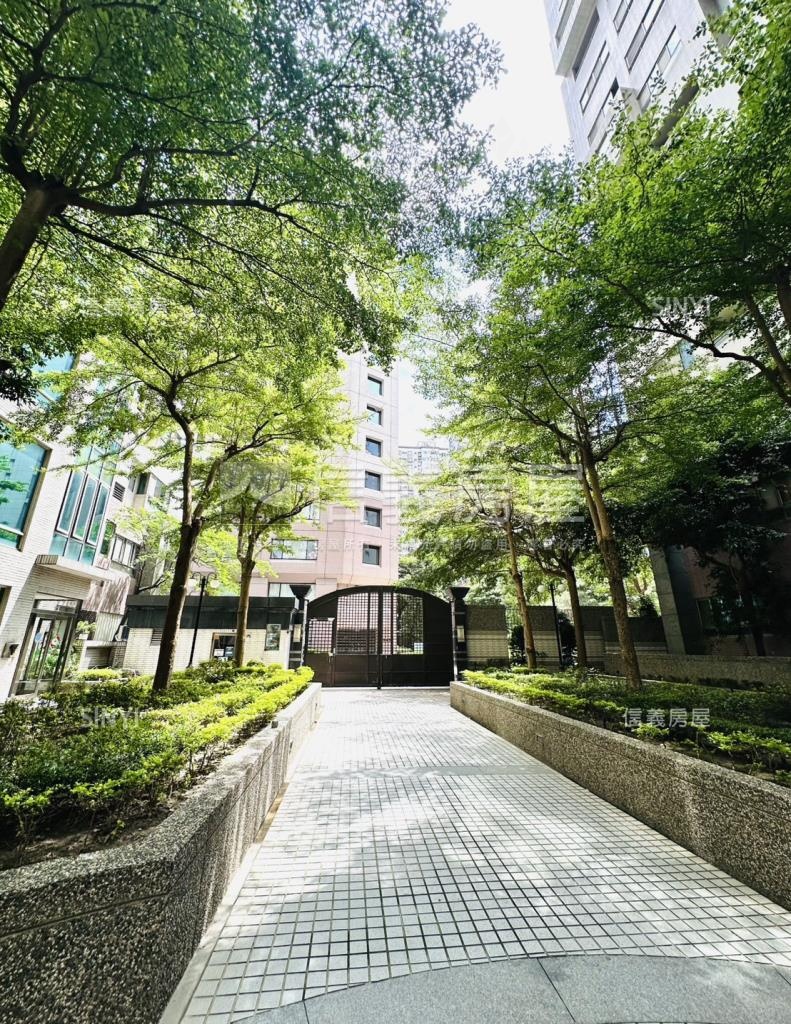 太平洋名人賞社區外觀及周邊環境