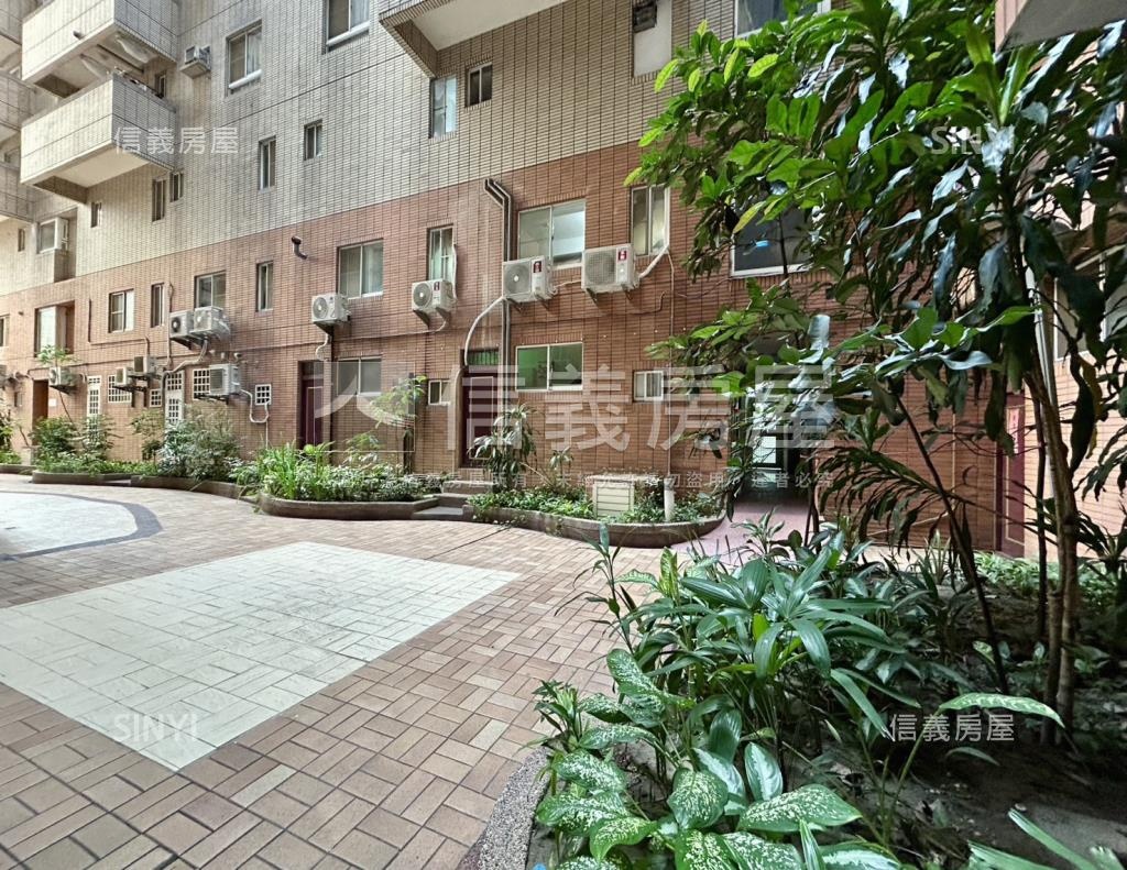 牛頓社區外觀及周邊環境