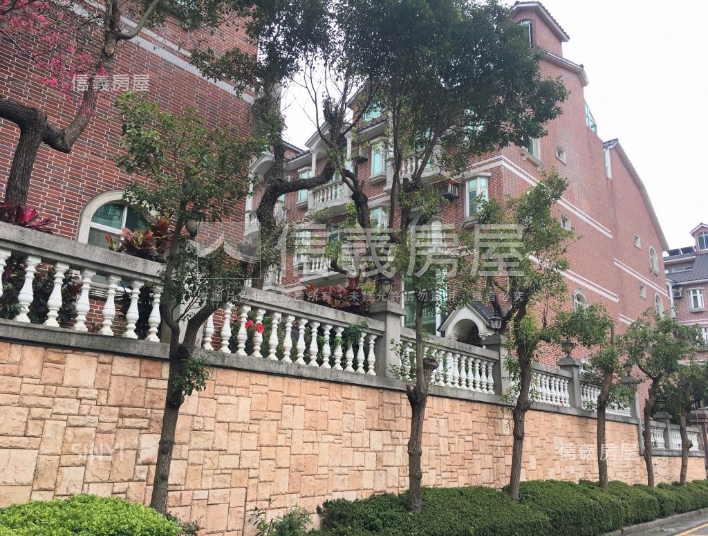 麒麟香榭社區外觀及周邊環境