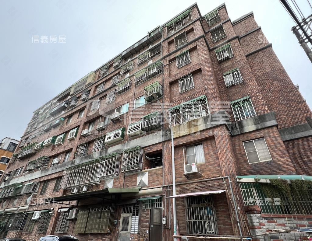建國大帝社區外觀及周邊環境
