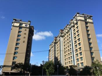 英橋典匠