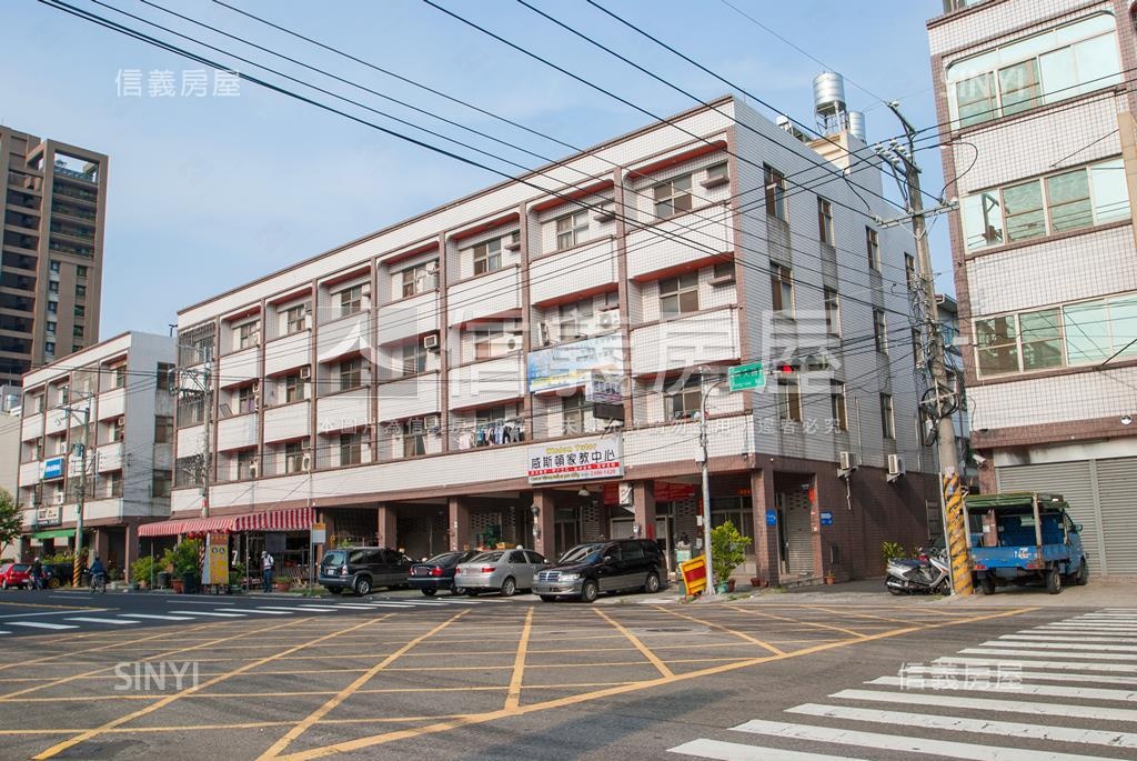 大里江山社區外觀及周邊環境