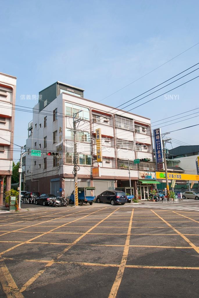 大里江山社區外觀及周邊環境