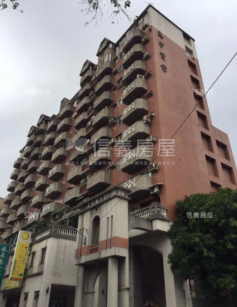 惠宇伯爵社區外觀及周邊環境