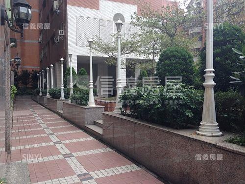 惠宇伯爵社區外觀及周邊環境