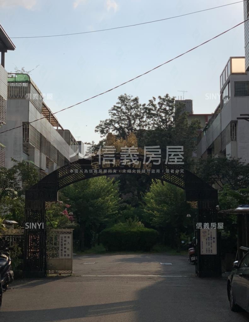 全國榮興別墅社區外觀及周邊環境