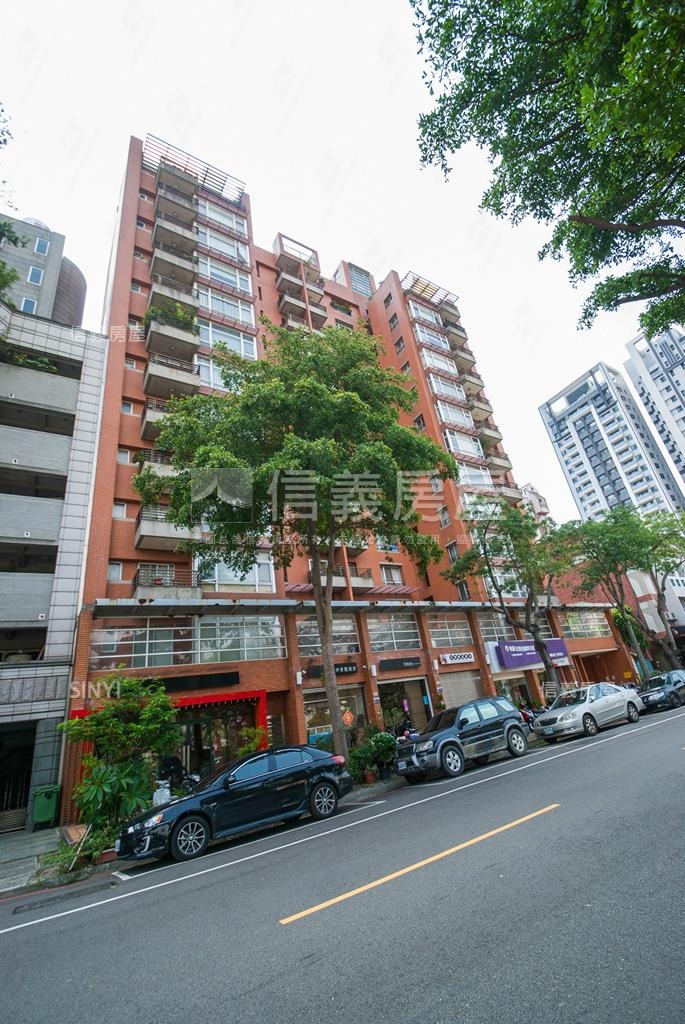 莫內社區外觀及周邊環境