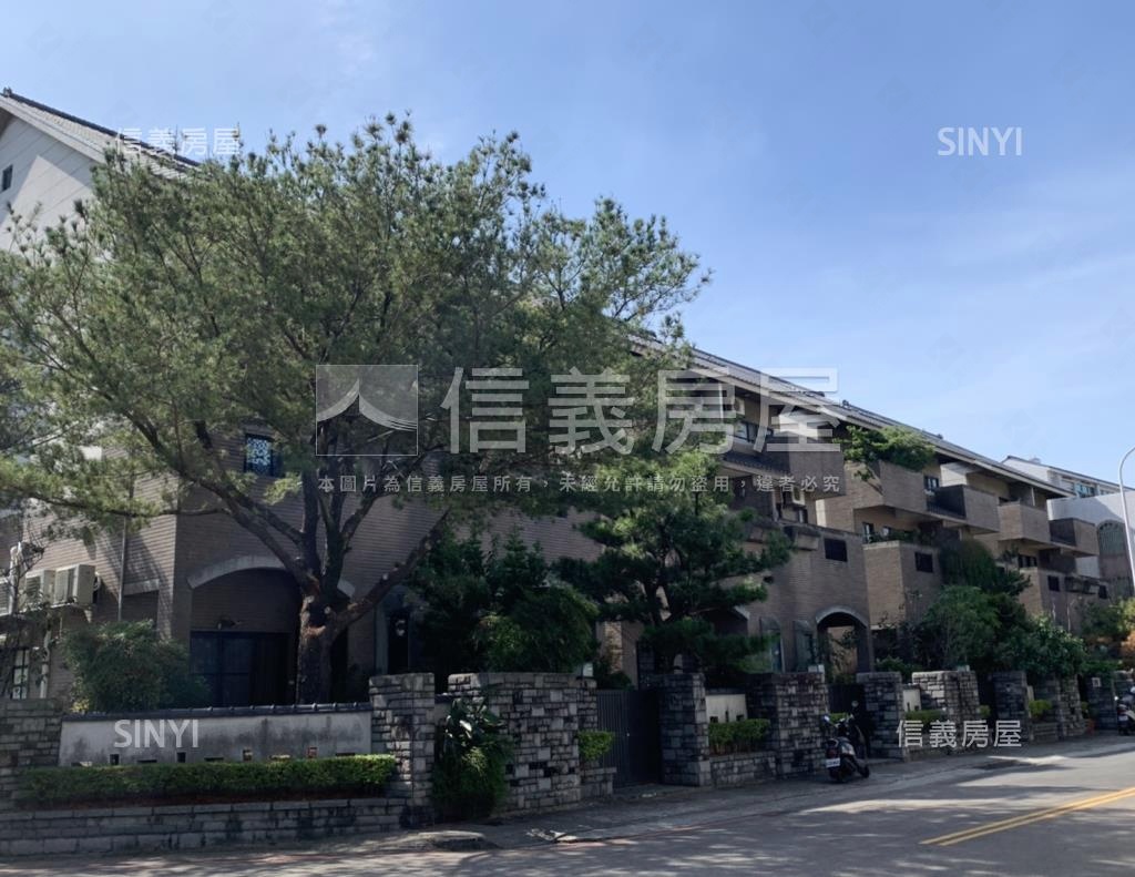 尊爵世家社區外觀及周邊環境